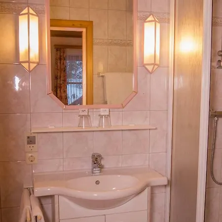 Quarto em Acomodações Particulares Haus Toplitzsee